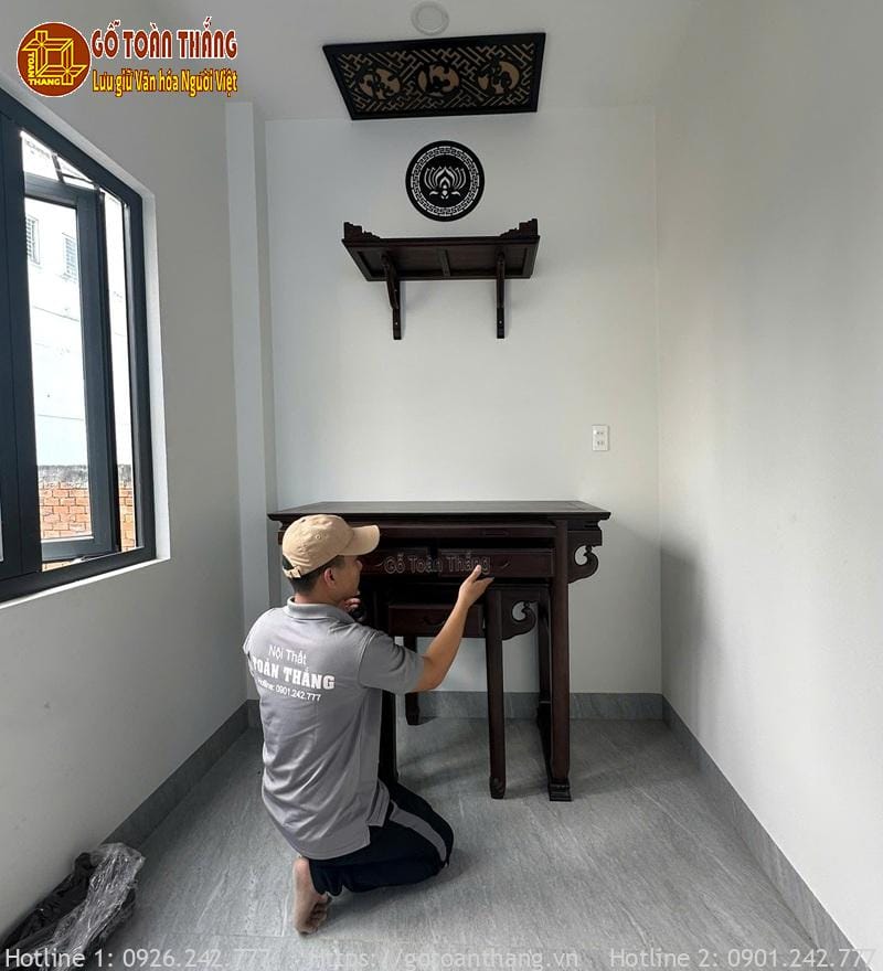 Bàn thờ Toàn Thắng giao Bàn thờ gỗ Chiu liu ở Quận 9, HCM