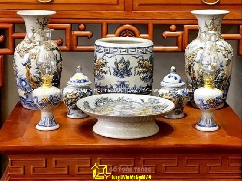 Bộ đồ thờ Gốm sứ Bát Tràng 1 Bộ đồ thờ Gốm sứ Bát Tràng