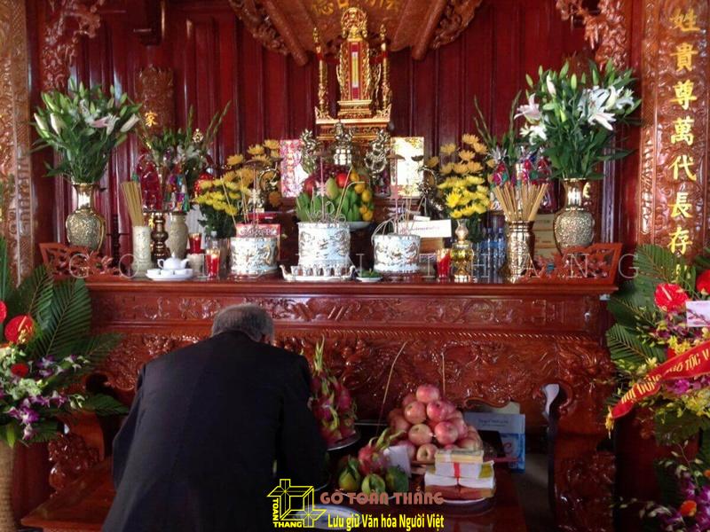 Mẫu văn khấn gia tiên Mùng 1 và ngày Rằm hàng tháng 2025 8 Nghi thuc vai lay trong tho cung to tien