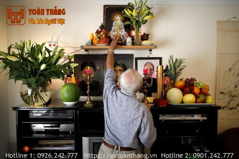 Có nên thay tro bát hương không? Cách thay đúng và lưu ý 26 ban tho phat va gia tien 4