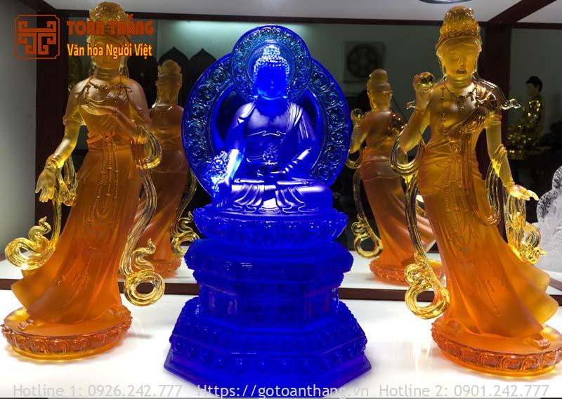 Đông Phương Tam Thánh là ai? Ý nghĩa hình tượng và cách thờ 25 Tượng Dược Sư luôn đặt ở giữa