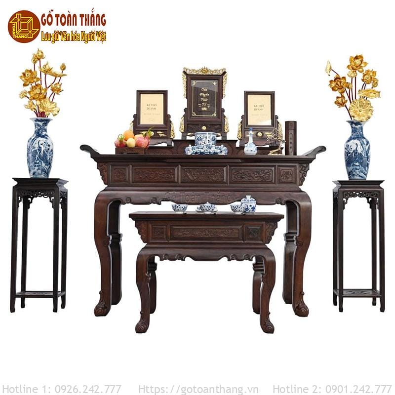 Bài vị Cửu huyền thất tổ đồng bộ với bàn thờ gỗ Chiu Liu