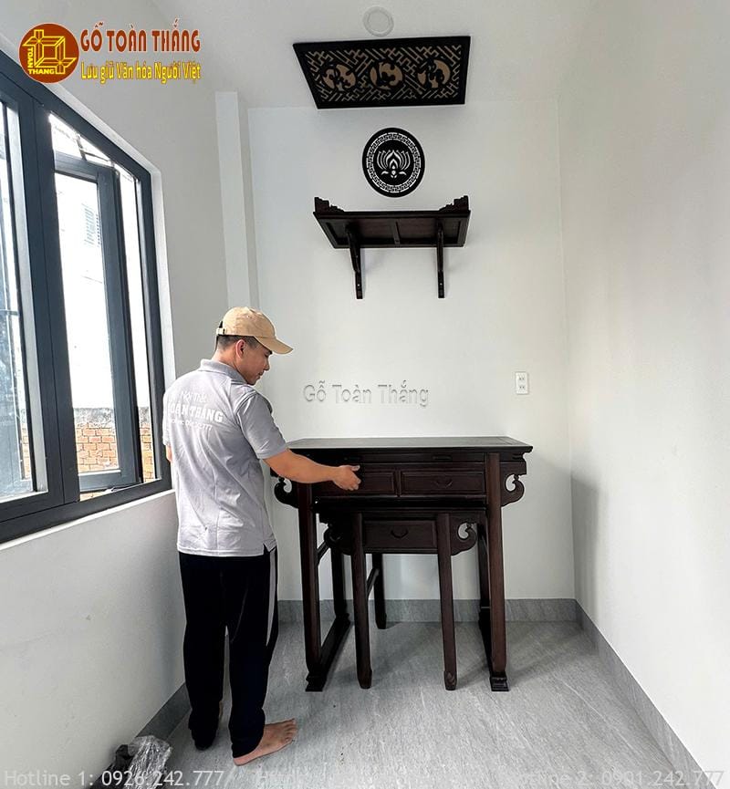 Án gian thờ gỗ chiu liu