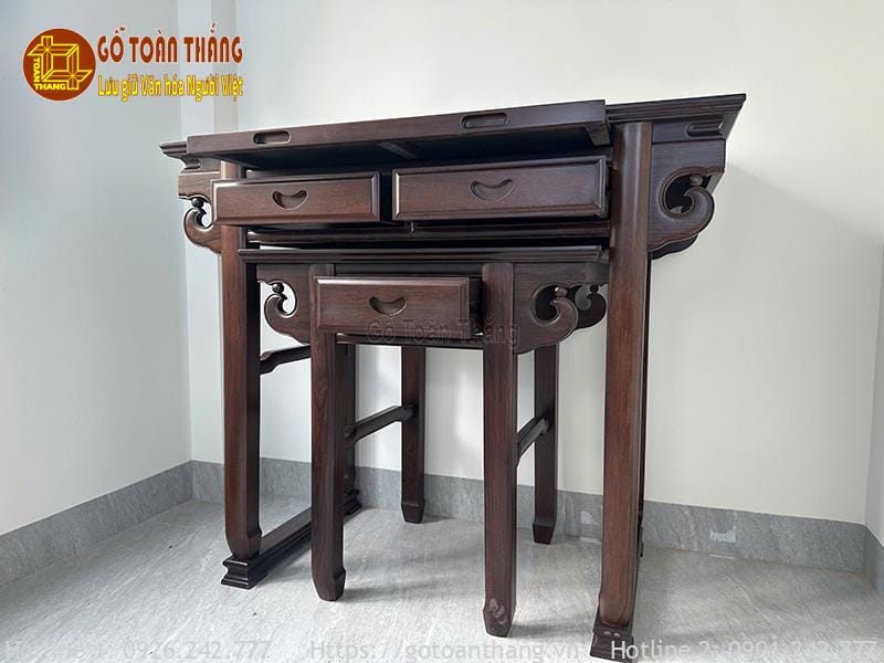 Bàn thờ đứng gỗ chiu liu BGT-04 có nhiều ngăn tiện lợi