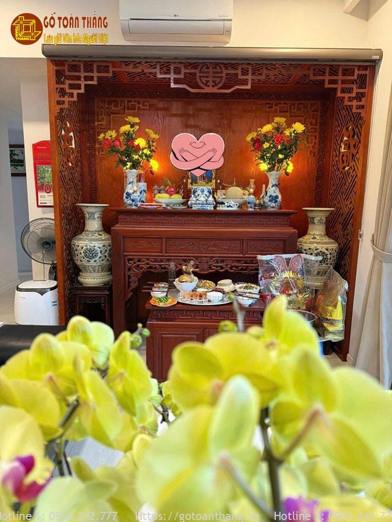 Bàn thờ Gia Tiên ngày Tết đẹp mẫu 09
