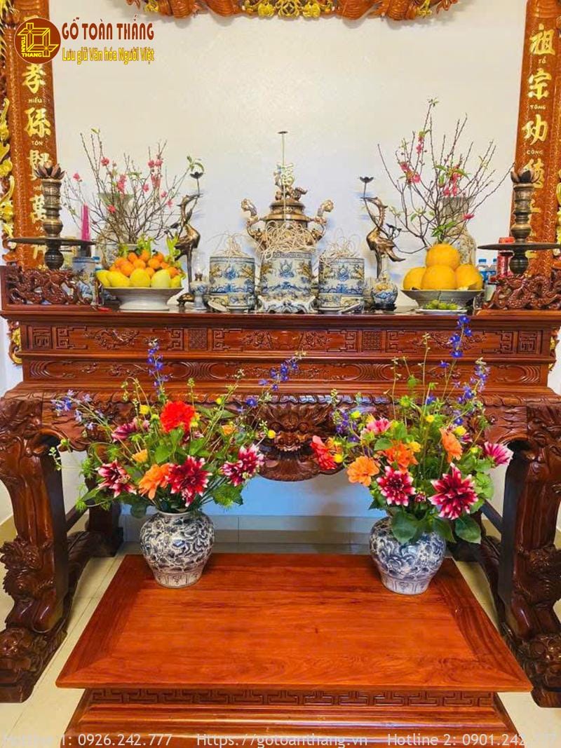 Bàn thờ Gia Tiên ngày Tết đẹp mẫu 21
